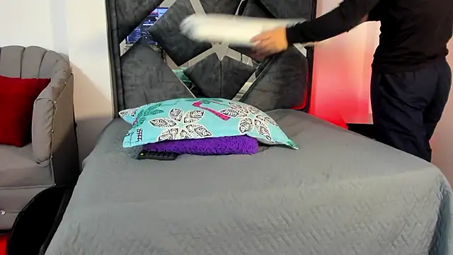 Liam saint online show from January 14, 12:11 pm