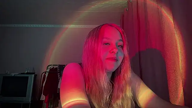 ZoraDearmon online show from January 8, 9:17 pm