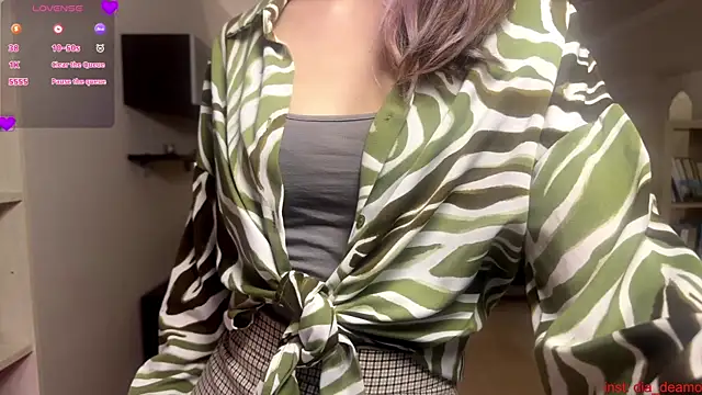 Dia DeAmas online show from April 19, 6:07 pm