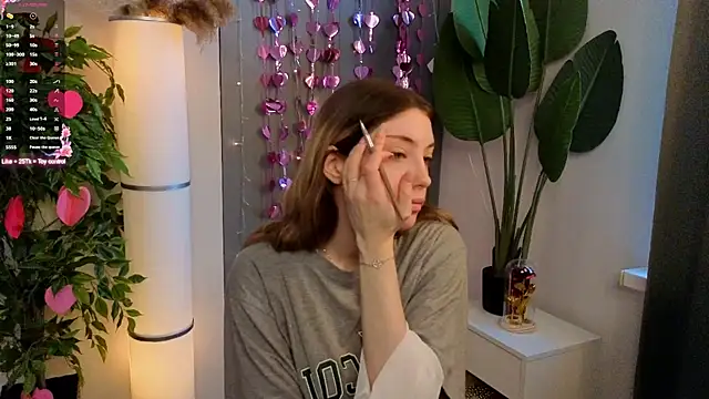 BrianneMallory online show from February 27, 6:24 am