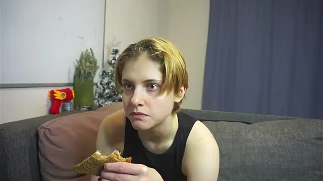 JoycelynMoctezuma online show from January 7, 7:16 pm