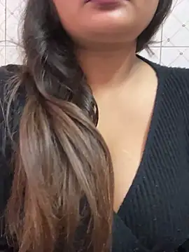 Curvy Anaya online show from January 17, 6:40 am