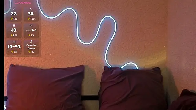 ValeryAlfie online show from April 12, 6:24 pm