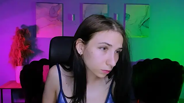 sweetie chloe  online show from March 27, 9:53 am