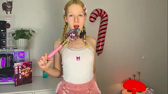 LollyCute online show from January 17, 1:32 am