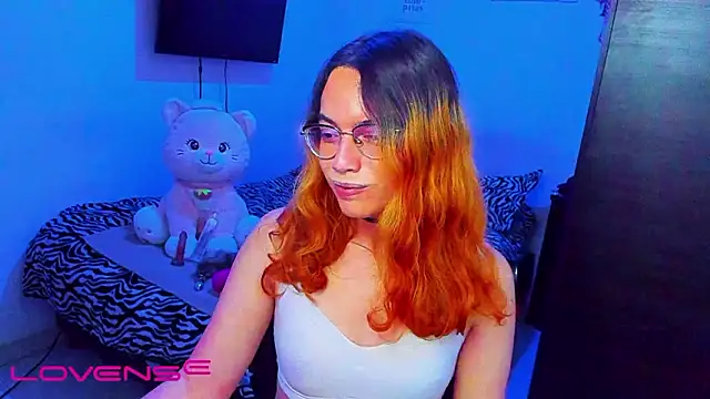 lillykittyyy online show from March 16, 3:12 am