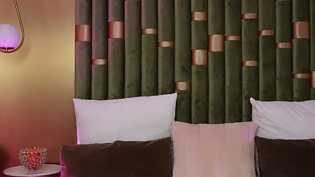 Snapshot of AmeliaAngel chatting on January 25, 10:40 am AmeliaAngel online show from January 25, 10:40 am