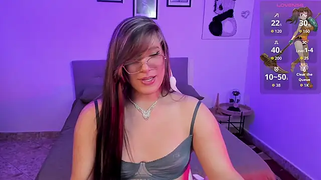 Valen with pussy online show from March 7, 8:39 pm