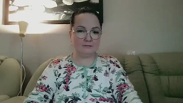 infinity loveliness online show from April 18, 6:06 am