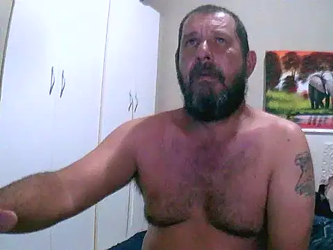 palmview2 online show from March 4, 8:15 pm