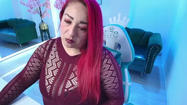 Hannah andrews online show from January 9, 7:15 pm