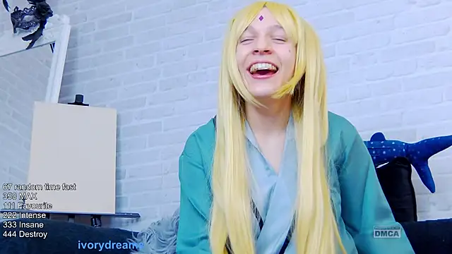 Snapshot of IvoryDreams chatting on October 2, 7:54 pm IvoryDreams online show from October 2, 7:54 pm