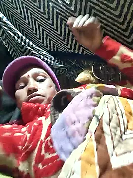 lodhi8080 online show from January 5, 11:19 pm