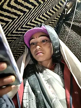 lodhi8080 online show from January 10, 7:37 pm