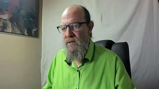 Uncle Hottie online show from January 13, 5:18 pm