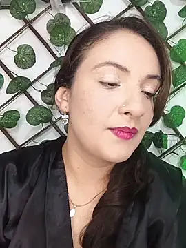 Evaa Angelina online show from January 17, 5:01 am