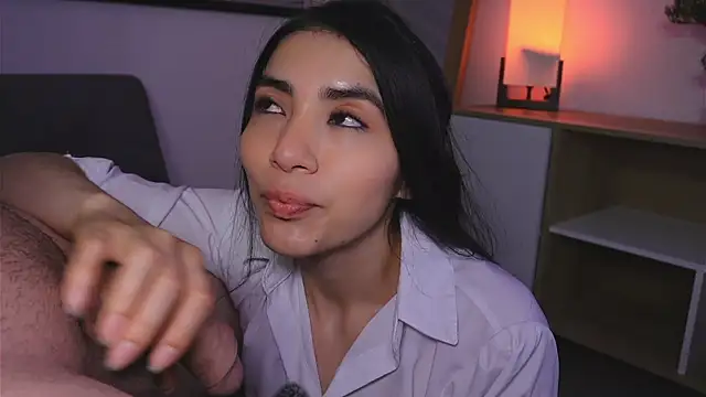 Samantha night   online show from April 19, 2:22 am