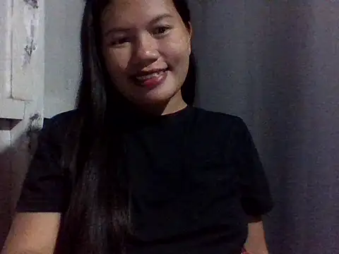 sweetprinces08 online show from April 17, 12:19 pm