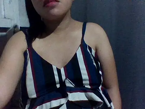 sweetprinces08 online show from May 17, 4:58 pm