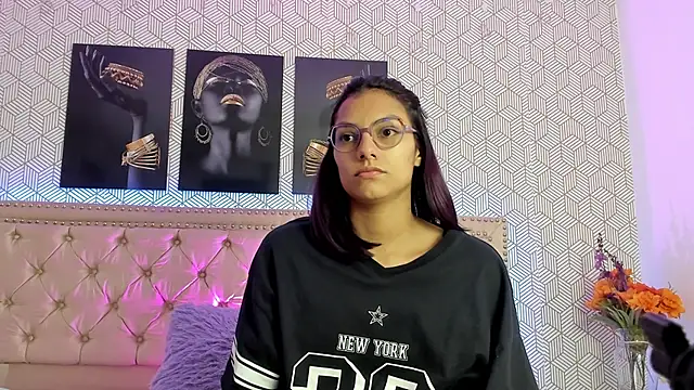 MeganRosseX online show from March 4, 7:53 pm