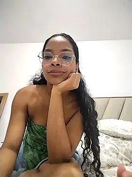 Snapshot of KATALINA_SANTANA_ chatting on February 6, 1:54 am KATALINA SANTANA online show from February 6, 1:54 am