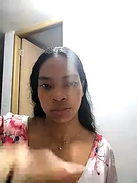 Snapshot of KATALINA_SANTANA_ chatting on February 13, 11:45 pm KATALINA SANTANA online show from February 13, 11:45 pm