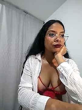 Snapshot of KATALINA_SANTANA_ chatting on February 27, 11:49 pm KATALINA SANTANA online show from February 27, 11:49 pm