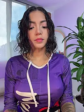 SofyDreammy online show from May 3, 6:25 pm