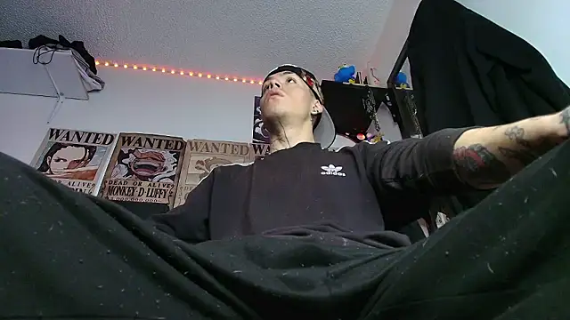 Anhony Muscle online show from March 4, 5:41 pm