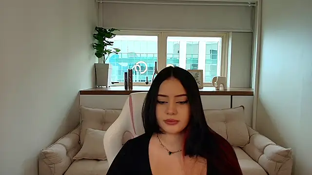 Larissa Baby online show from January 19, 11:25 am