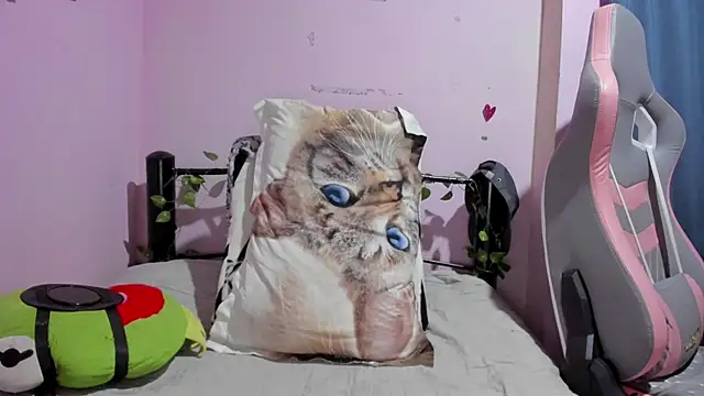 Elfi 3 online show from January 8, 11:01 am