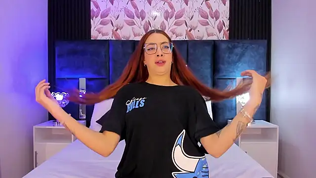 LolaGray   online show from February 1, 3:54 pm