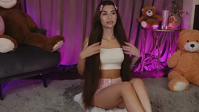 ZariaaVera online show from February 8, 8:34 pm