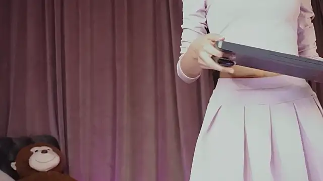 ZariaaVera online show from April 19, 8:11 pm