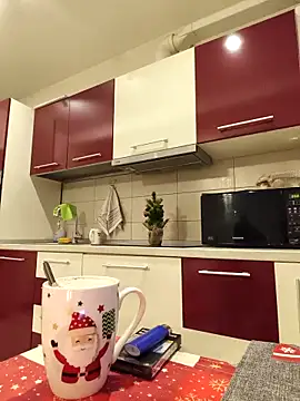 IRISWHITE17 online show from January 7, 6:05 am