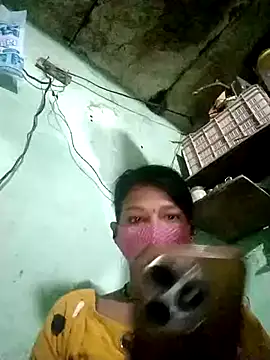 Snapshot of Miss__soniya106 chatting on February 3, 4:32 am Miss soniya106 online show from February 3, 4:32 am