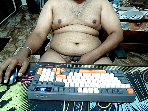 maxi23932 online show from January 10, 4:14 am