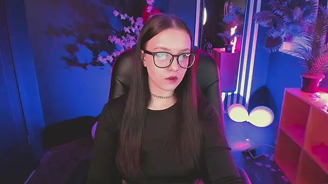 Emily tender online show from February 15, 5:37 am