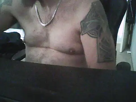 loudandproud online show from March 16, 6:39 am