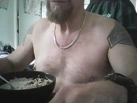 loudandproud online show from April 6, 3:48 am