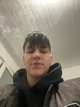 ravenryx online show from January 10, 6:15 am