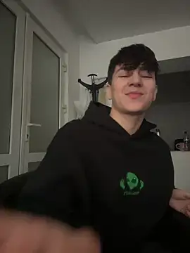 ravenryx online show from March 27, 2:50 pm