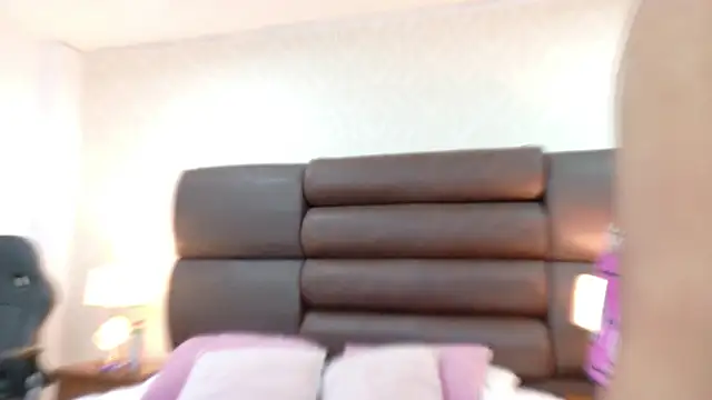 SarahOrtiz  online show from March 13, 11:06 am