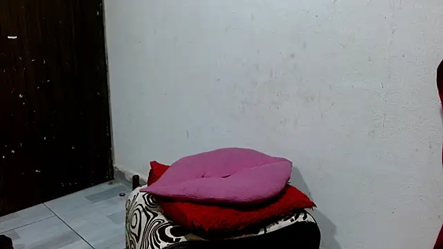 Calientes96 online show from January 9, 1:30 am