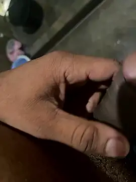 luisaikxbh online show from January 7, 10:40 am