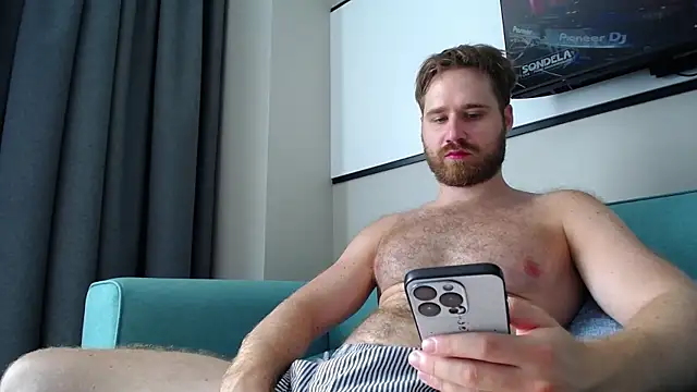 LorenzoLux online show from March 5, 4:30 am