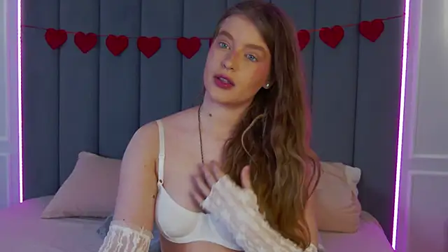 Mila Hart online show from March 1, 6:43 pm