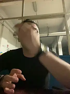 allee2206 online show from March 17, 11:08 pm