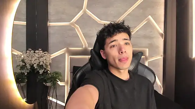 Matt Wolf  online show from January 9, 11:24 am