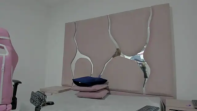 sharithasm online show from March 24, 8:47 pm